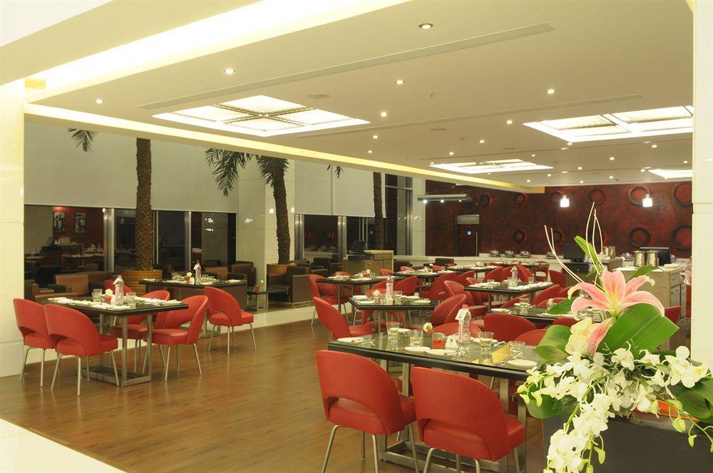 Welcomhotel By Itc Hotels, Ashram Road, Αχμπανταμπάντ Εξωτερικό φωτογραφία