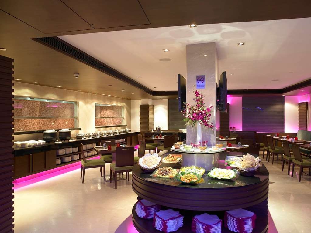 Welcomhotel By Itc Hotels, Ashram Road, Αχμπανταμπάντ Εστιατόριο φωτογραφία